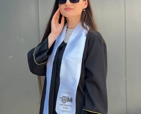 Adriana_007